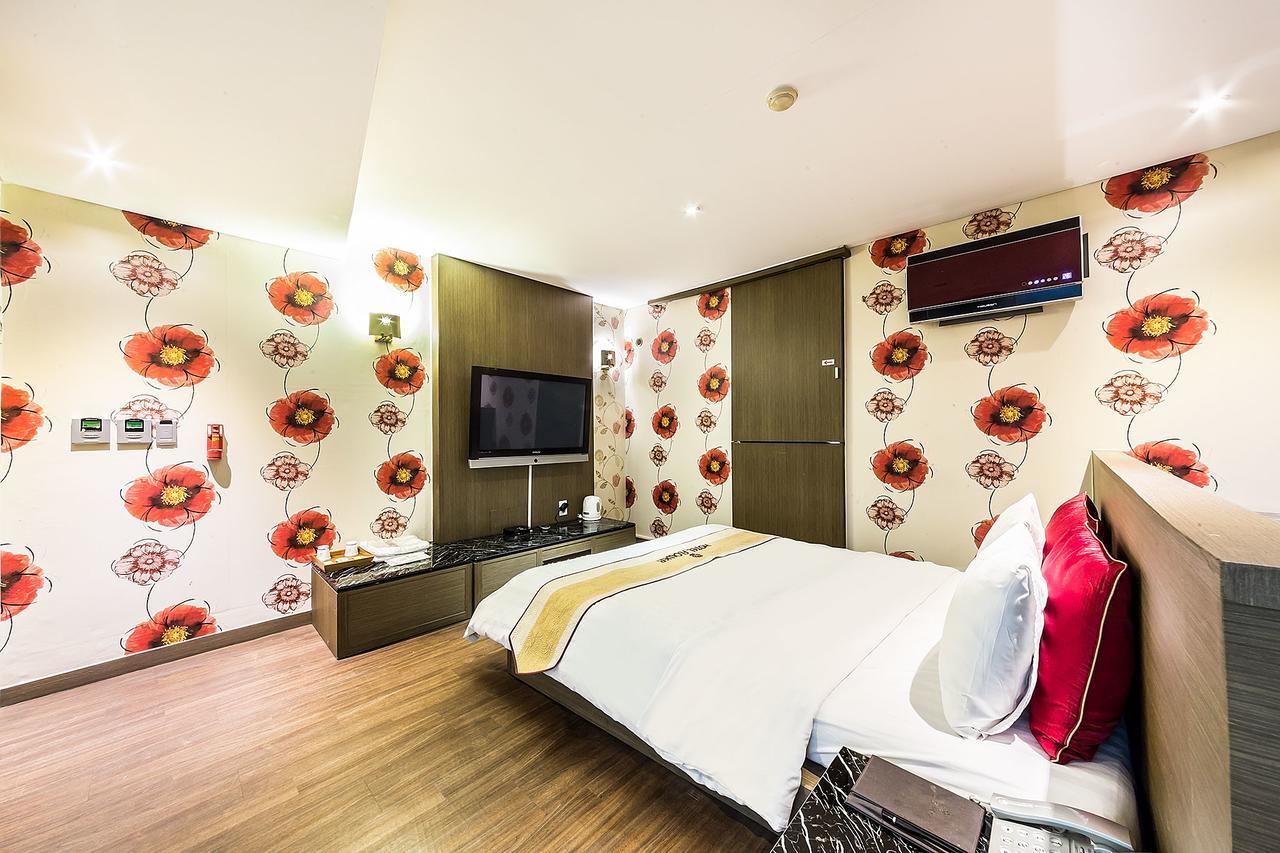 Hotel Flower 2*