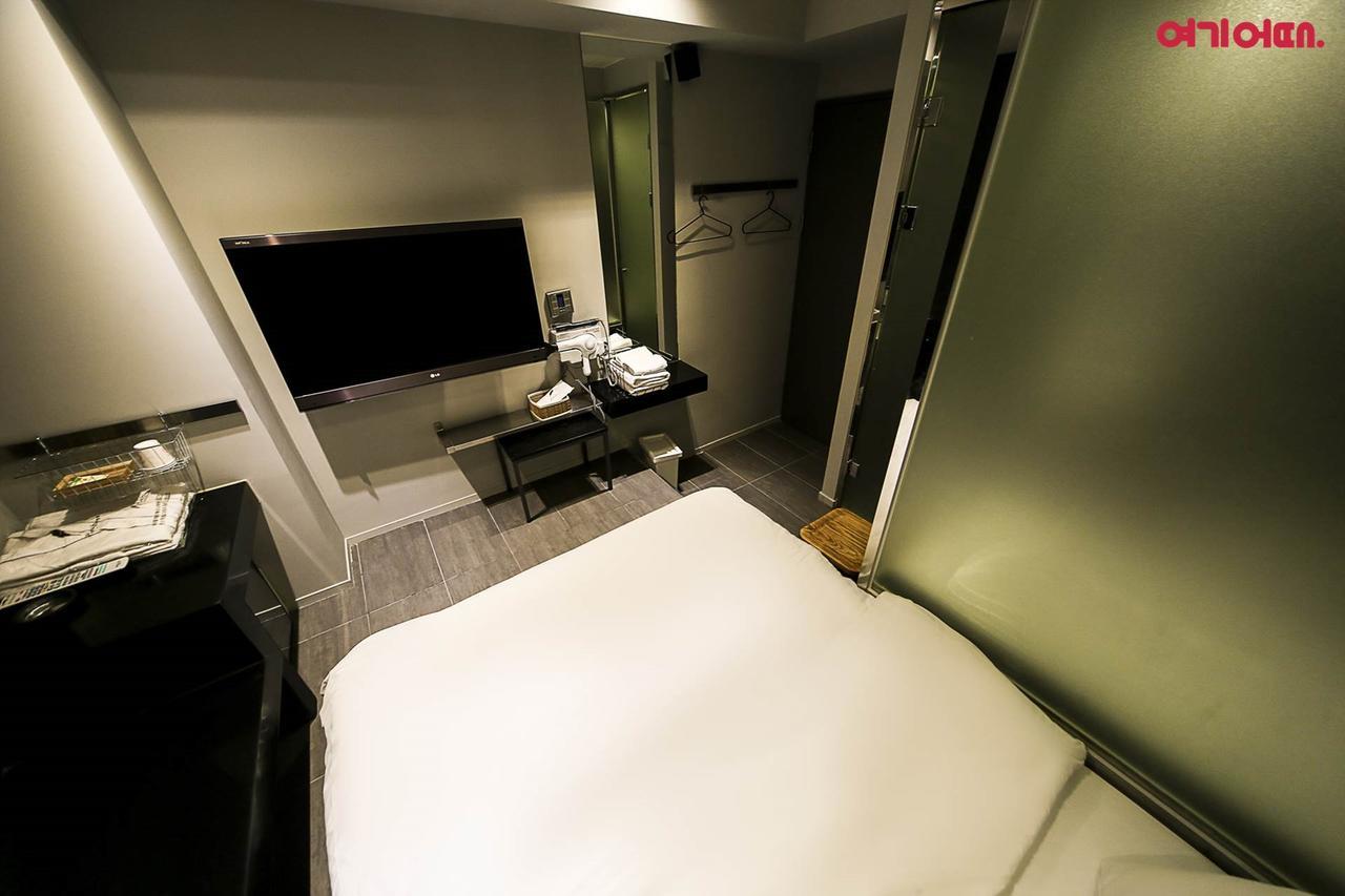 Hotel Story