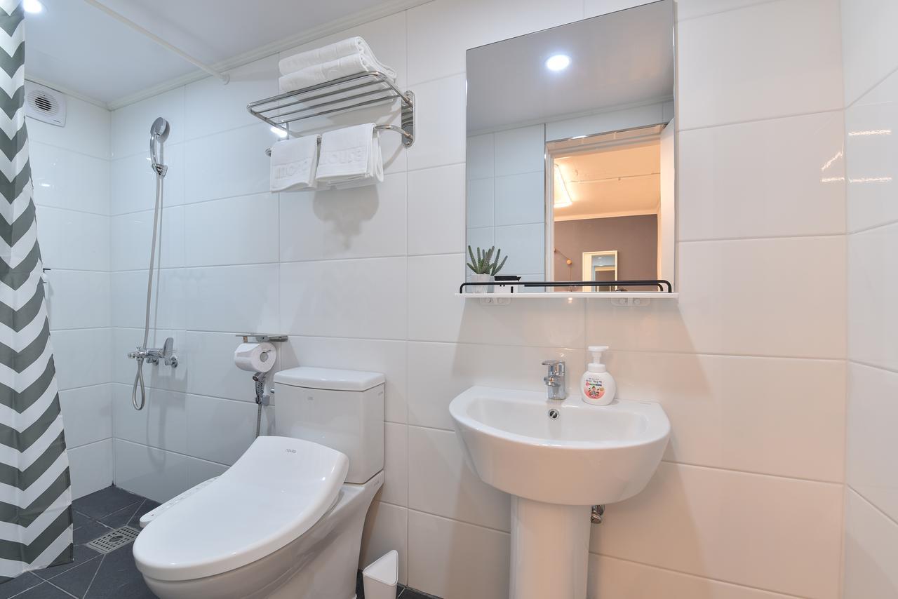 Mono House Hongdae 5 * Seoul