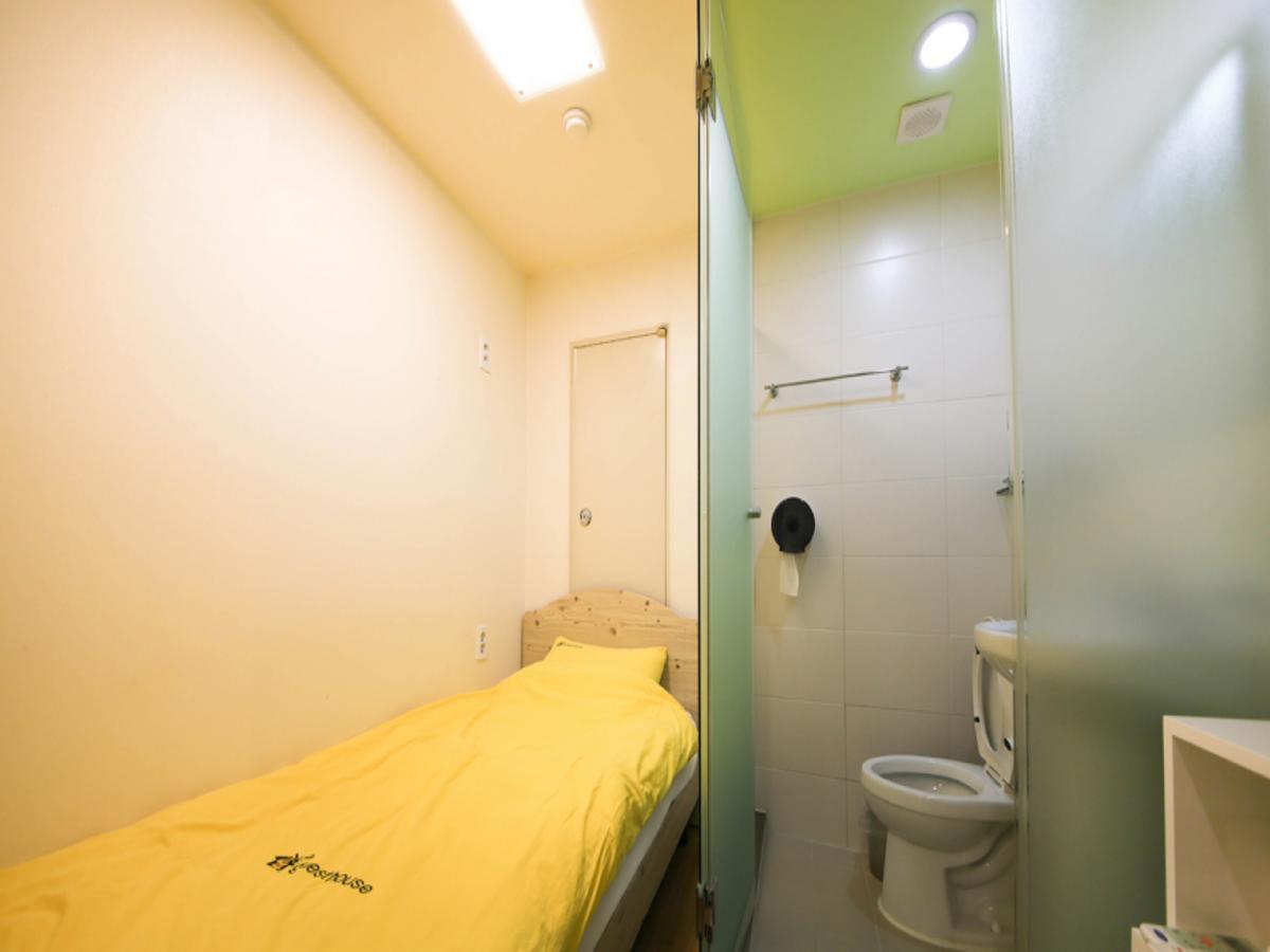K Myeongdong First Guest house 2*