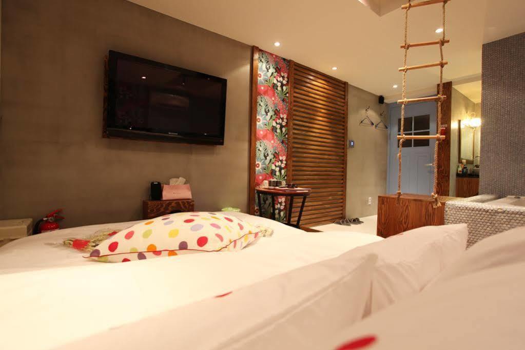 Yaja Yeongdeungpo motel Seoul