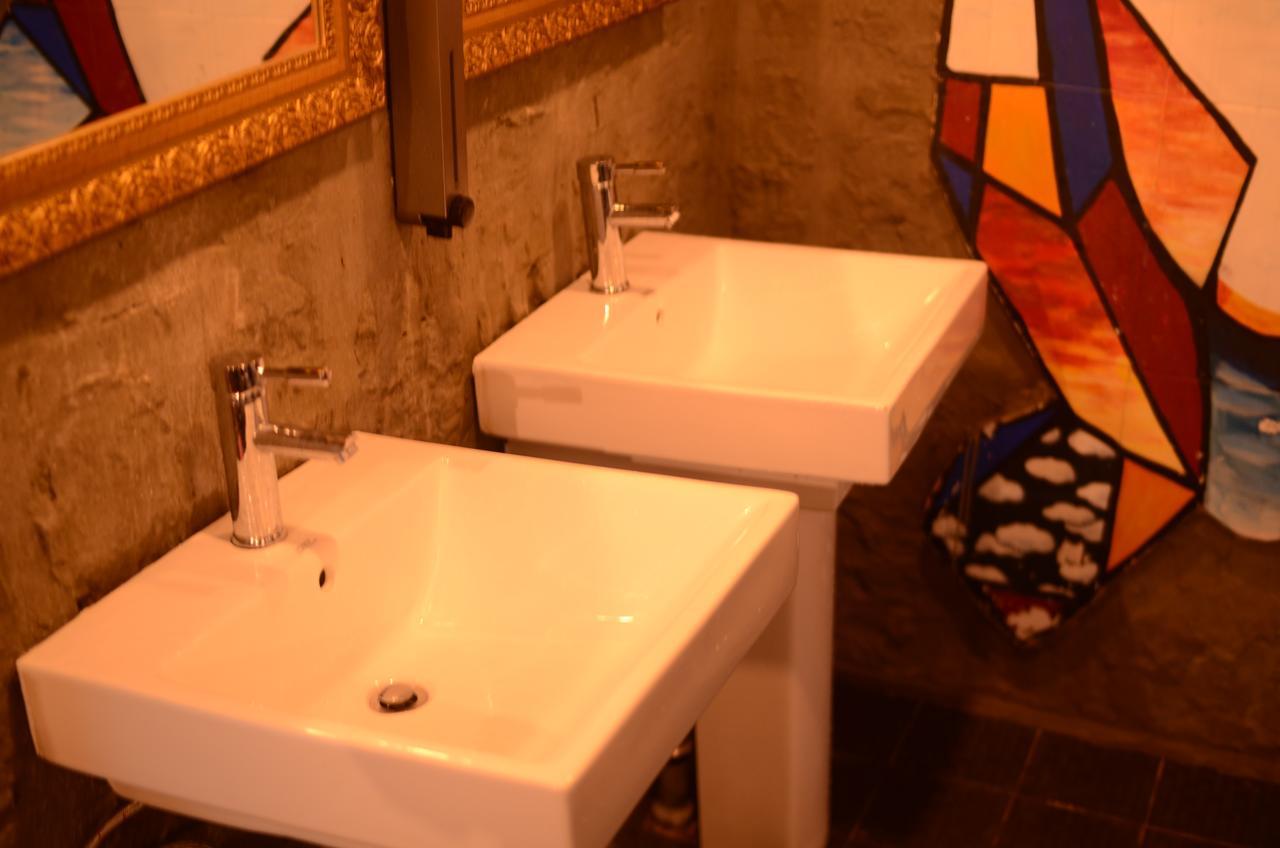 Guest house Kimchee Sinchon Seoul