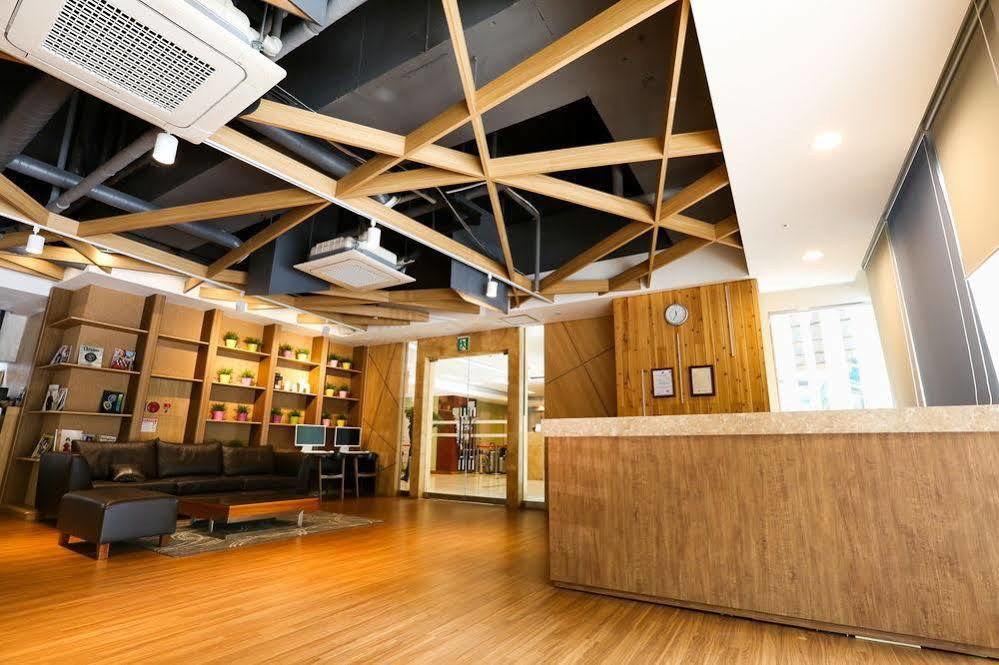 Hotel Gangnam Family 3*