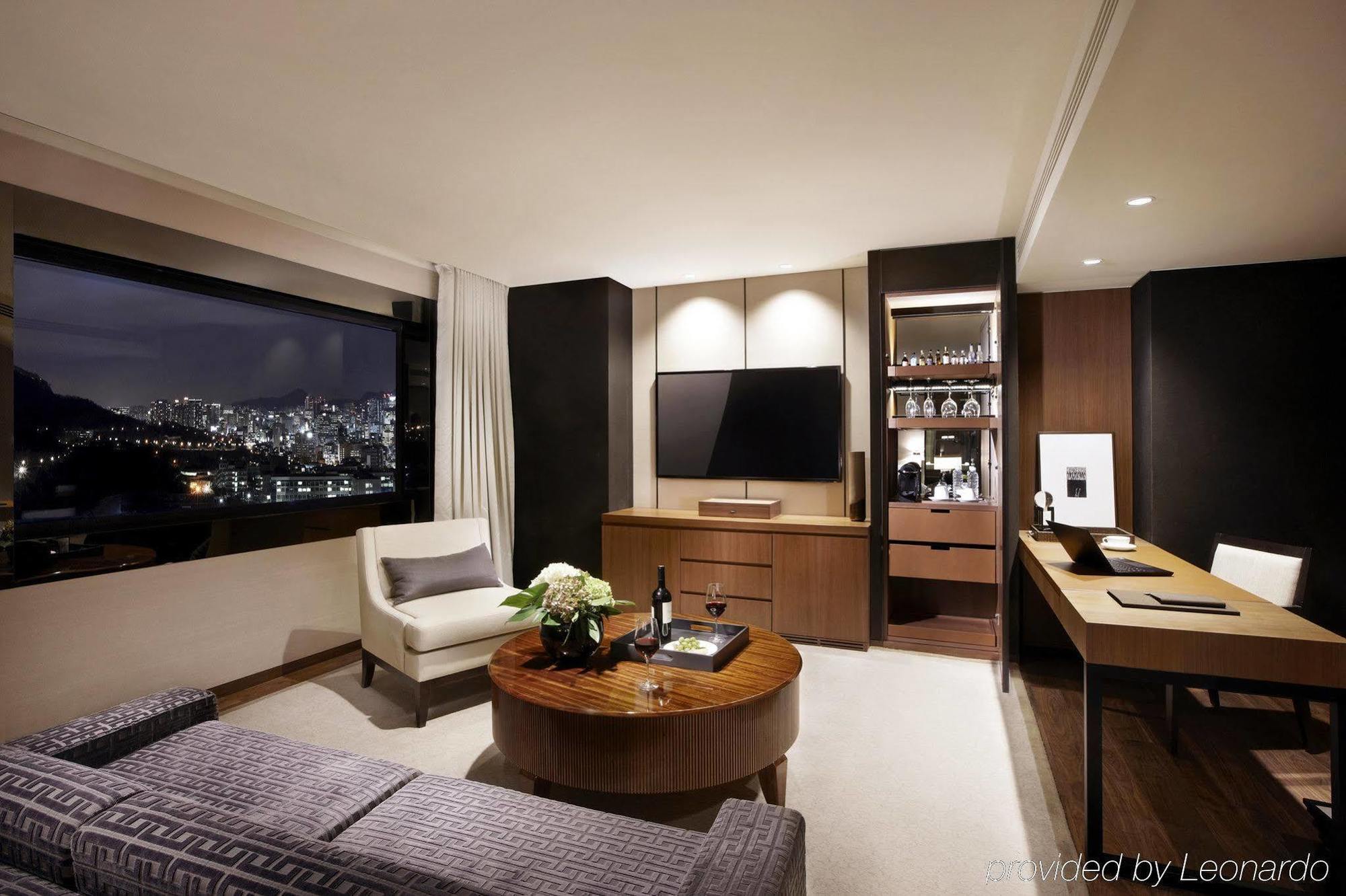 The Shilla 5*