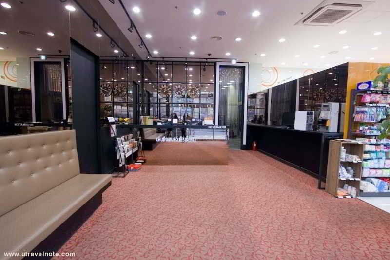 Myeongdong Merlin