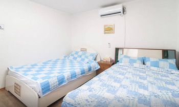 Cozyplace In Itaewon Seoul