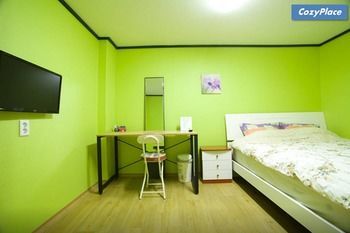 Hotel Cozyplace In Itaewon Seoul