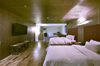 Hotel Imt 3*