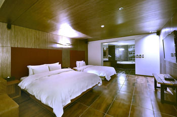 Hotel Imt 3*