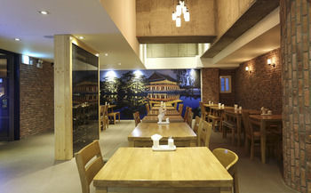 Imt Hotel