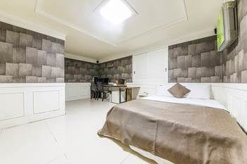 Hotel Ace 2*