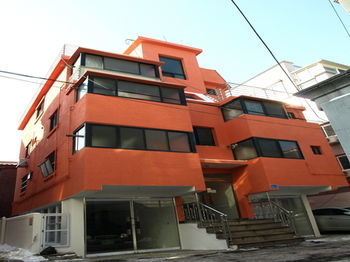 Apple Guest house 2*