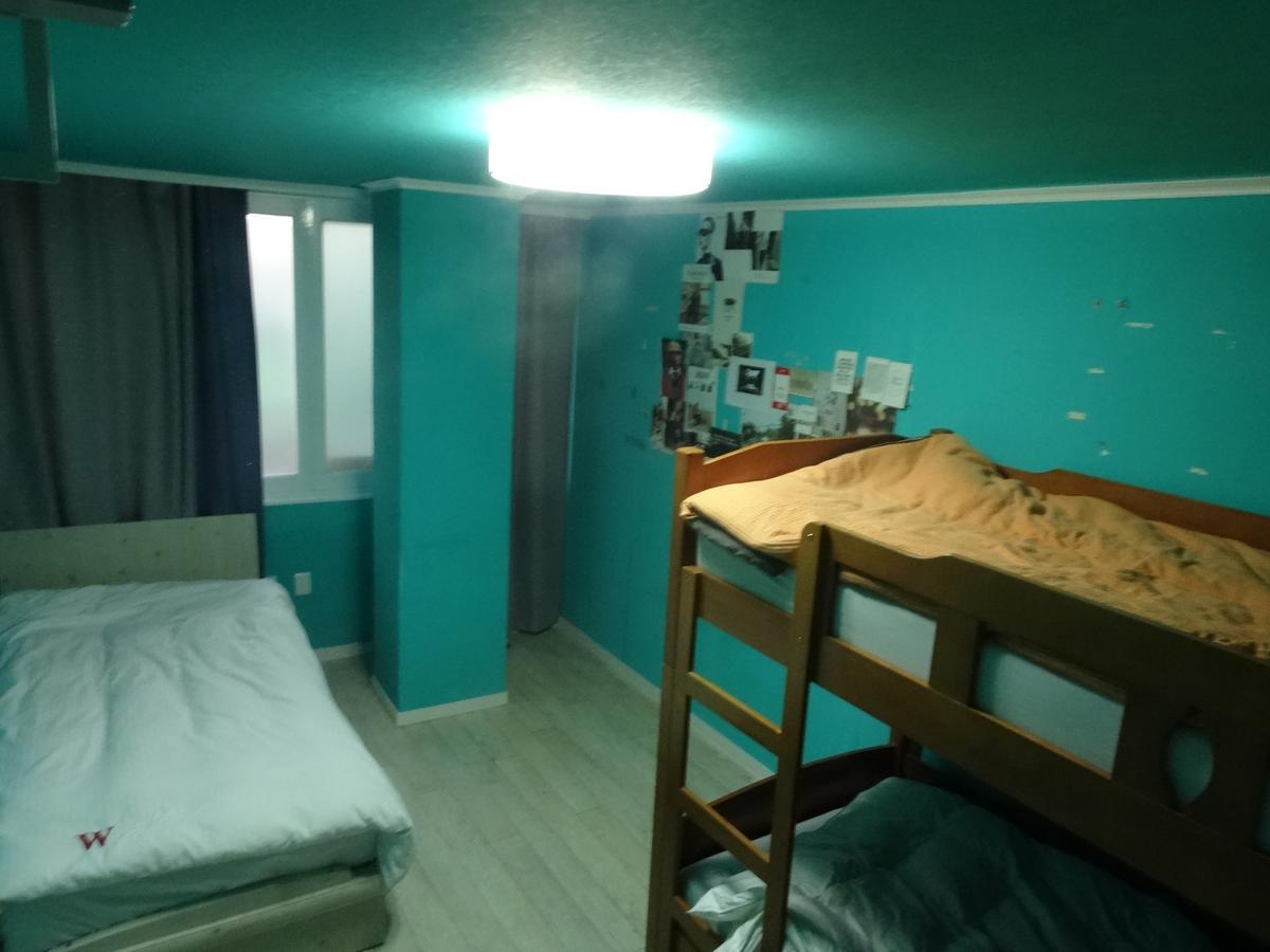 8motel Motel *