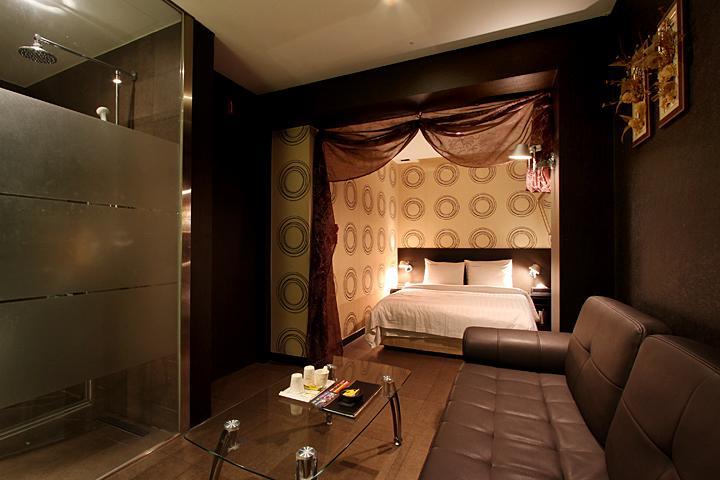 Soo Hotel *