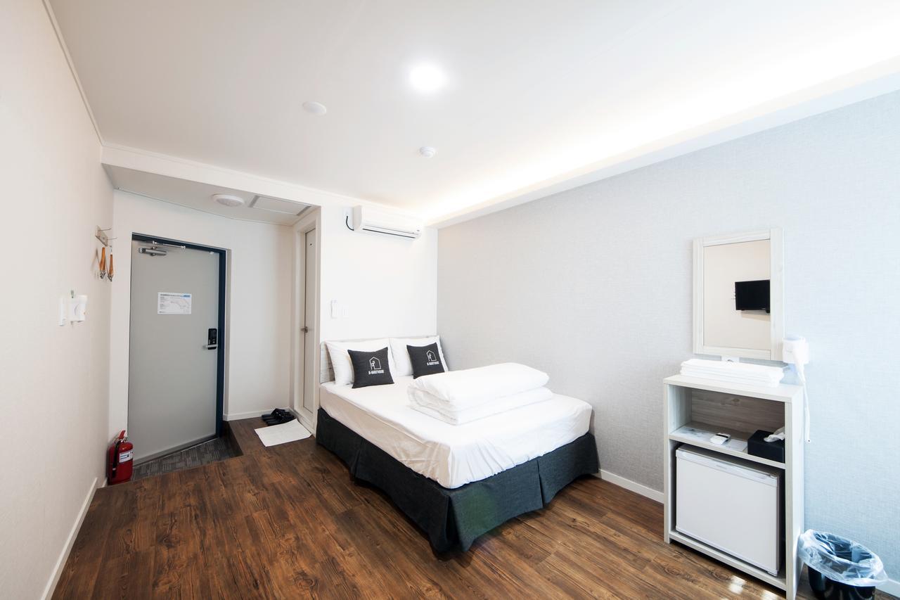 Hostel Grand Ewha Univ *