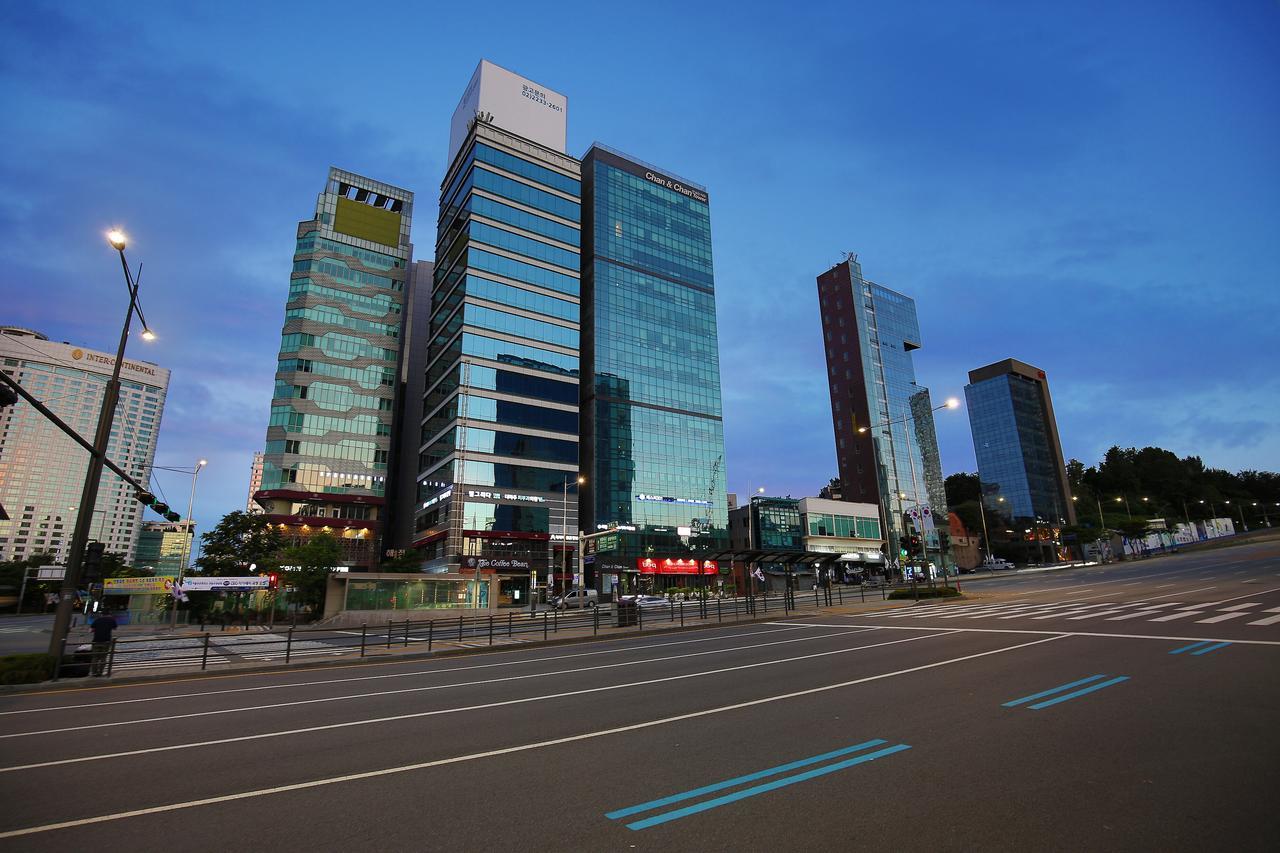 Apartment Unique View Design Gangnam *
