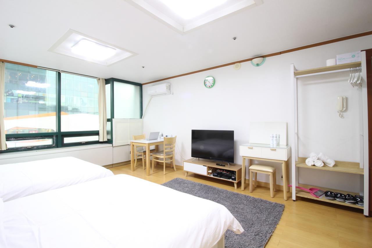 Casa de hóspedes Hongdae Kim's House 2*