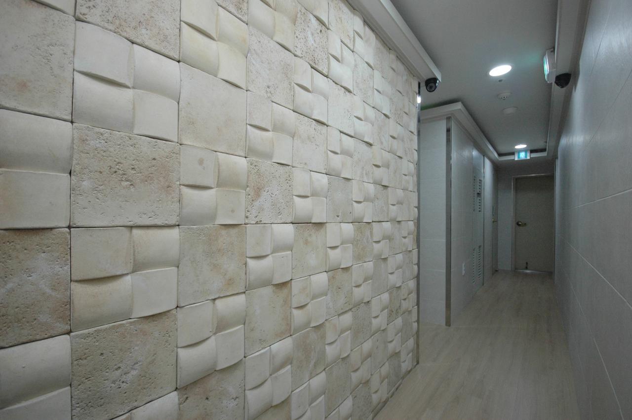 Guest house Lottetower Rainbow House 2*