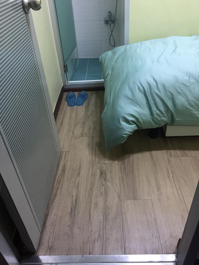 Sinchon Livingtel Hostel