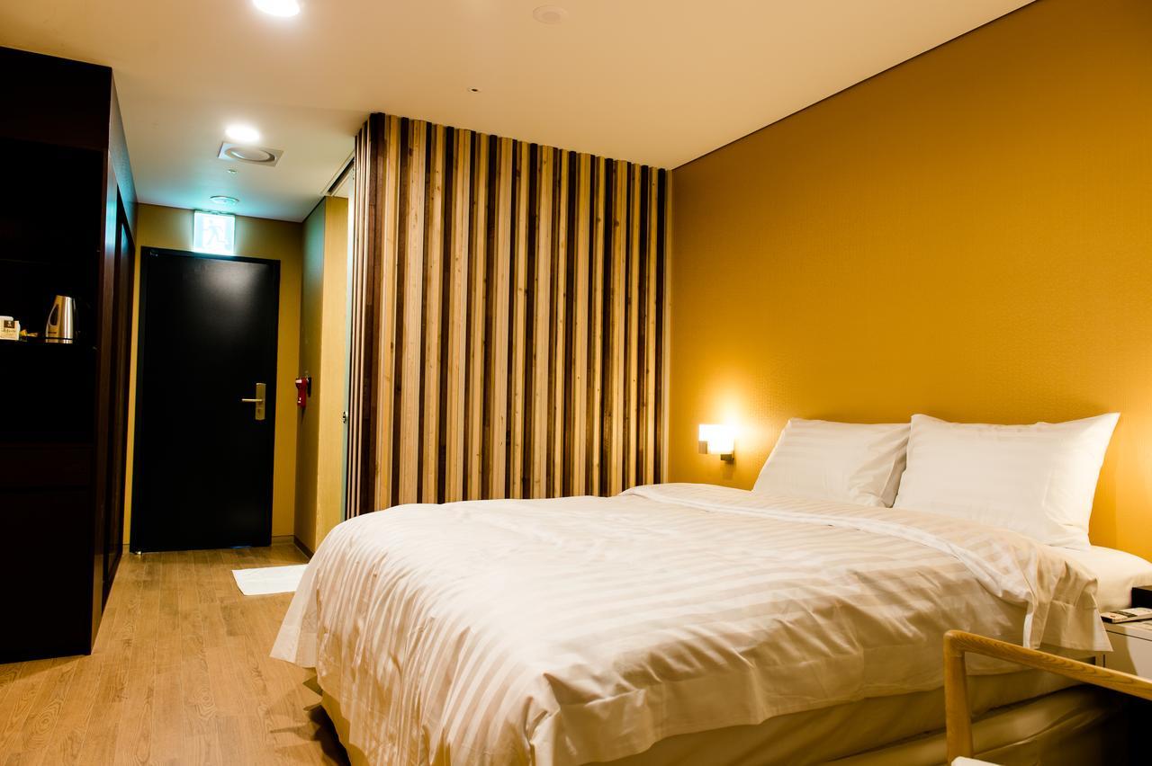 Khan Hotel