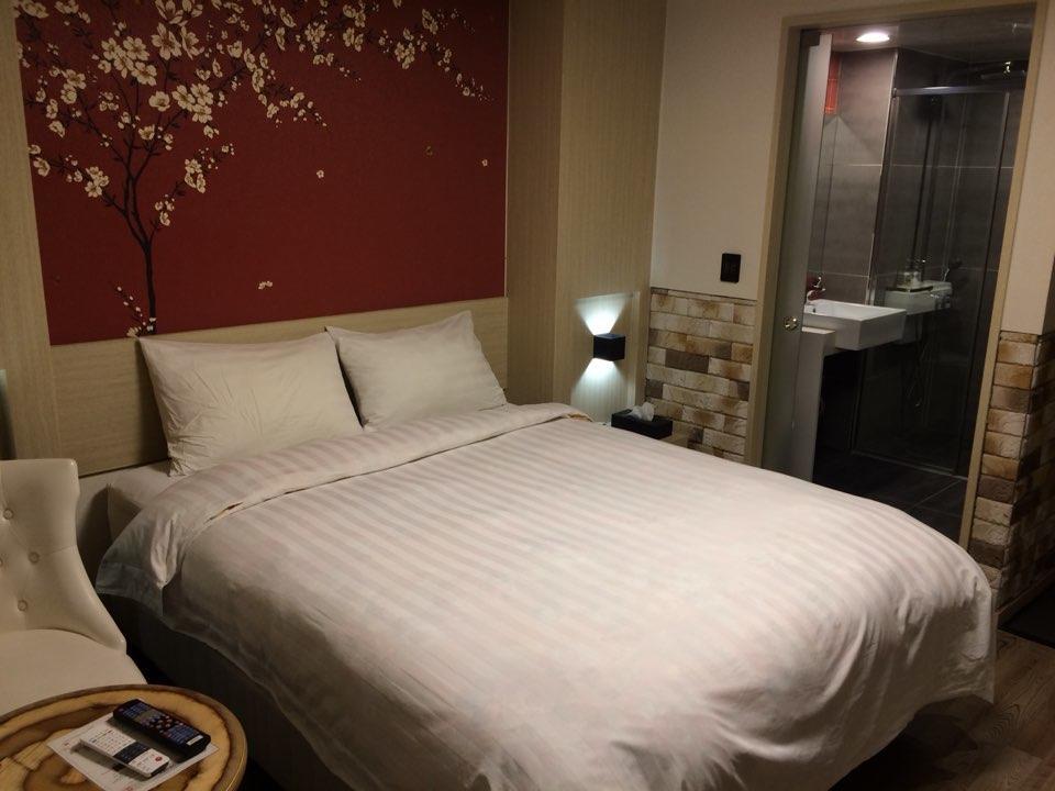 Hotel Khan 3*