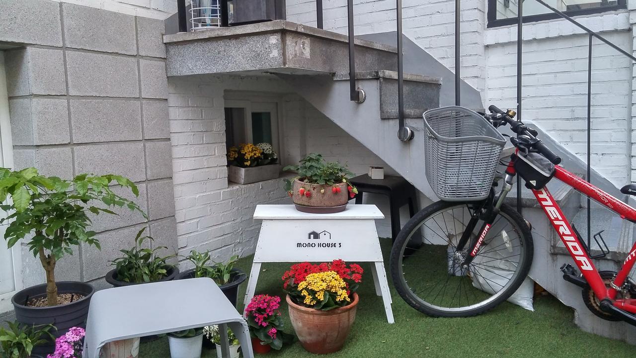 Neat House Hongdae Guest house 2*