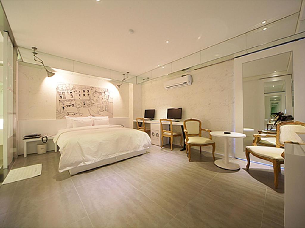Sinchon Gaeul Motel Seoul