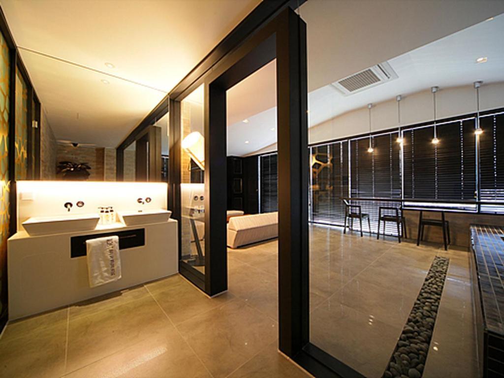 Sinchon Gaeul Motel 2*