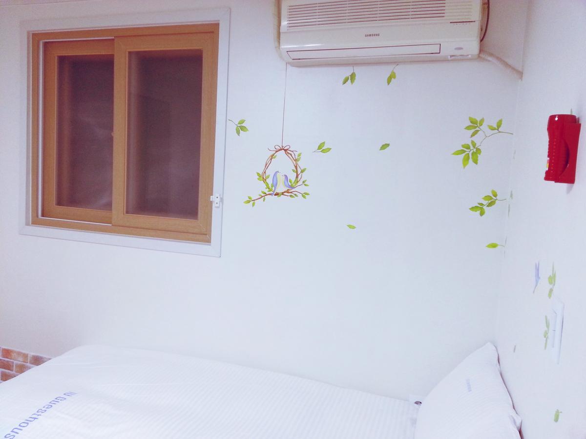 Iu Myeongdong Guest house Seoul