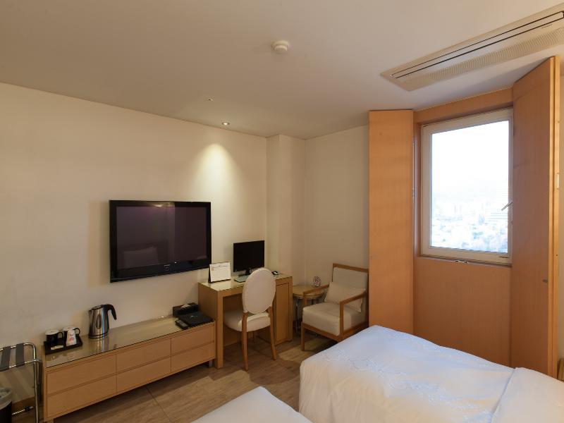 Hotel Benikea Acacia 3*