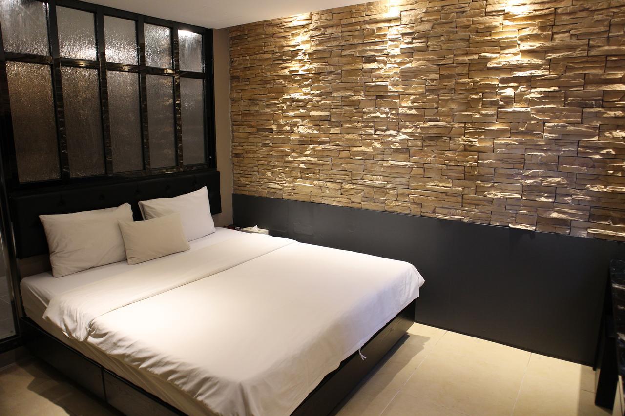 Cullinan Jongno 3*