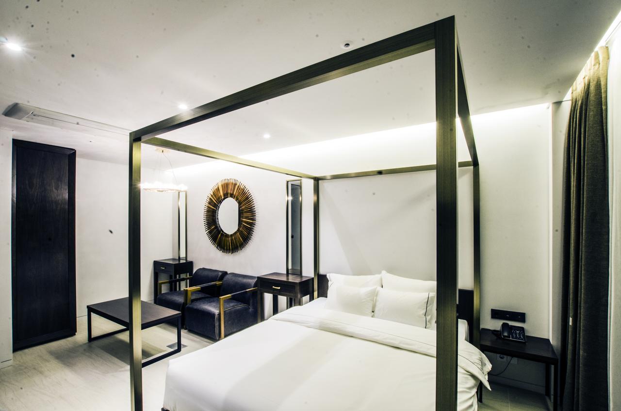 Hotel The Designers Premier Kondae 2*