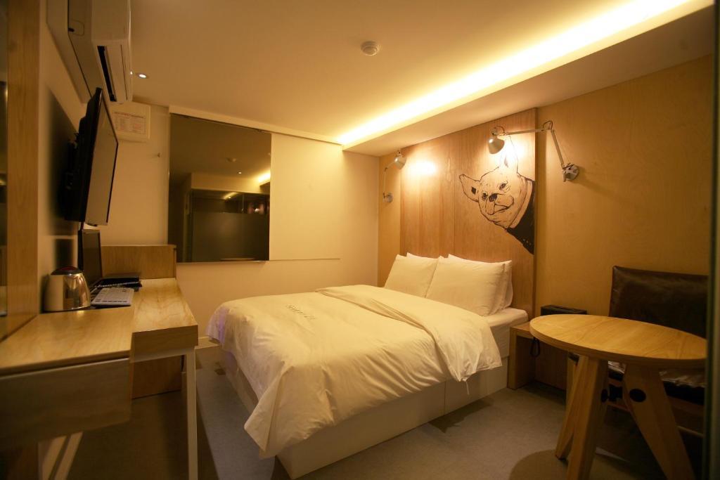 Spring 21 Sinchon * Seul
