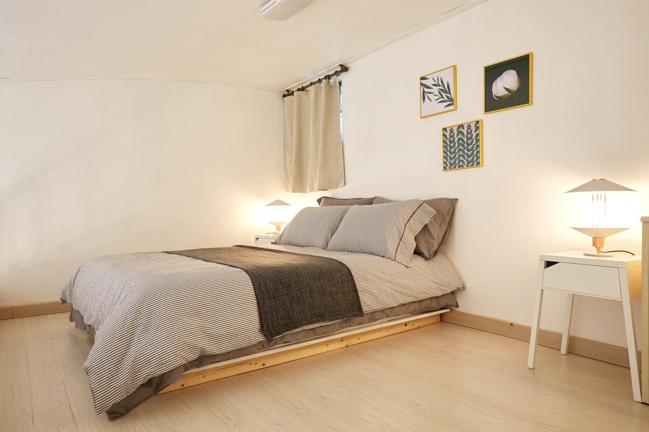 Oriental Modern 7
