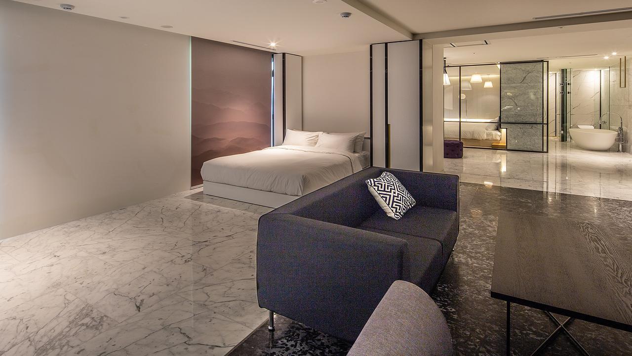 Stayrak Seoul