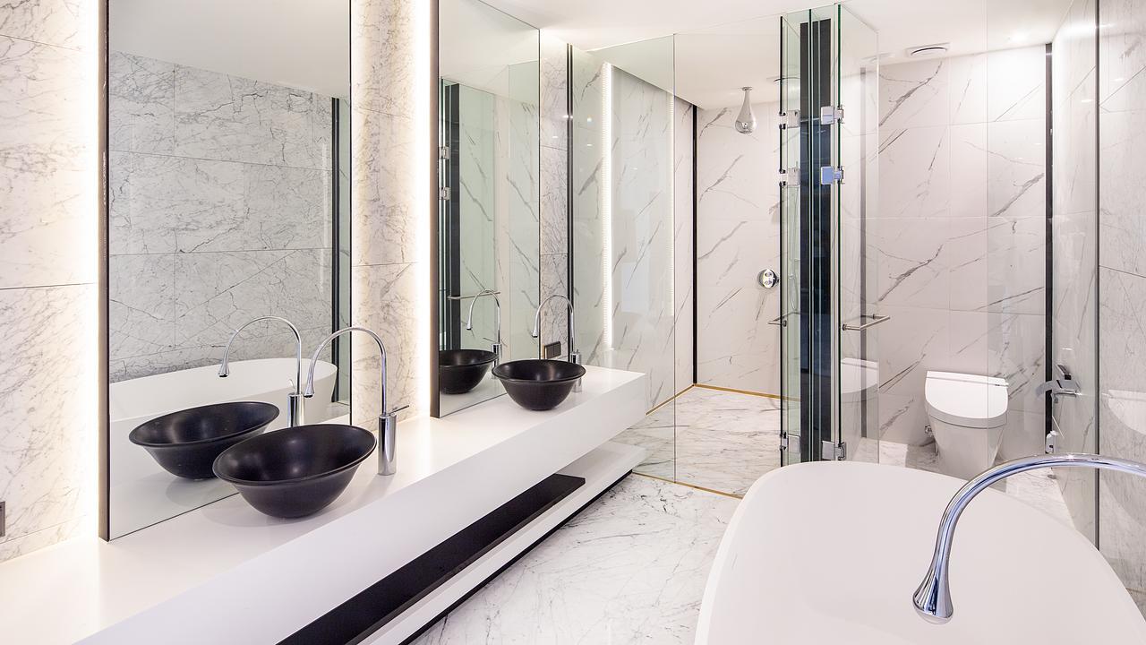 Stayrak Hotel 2*