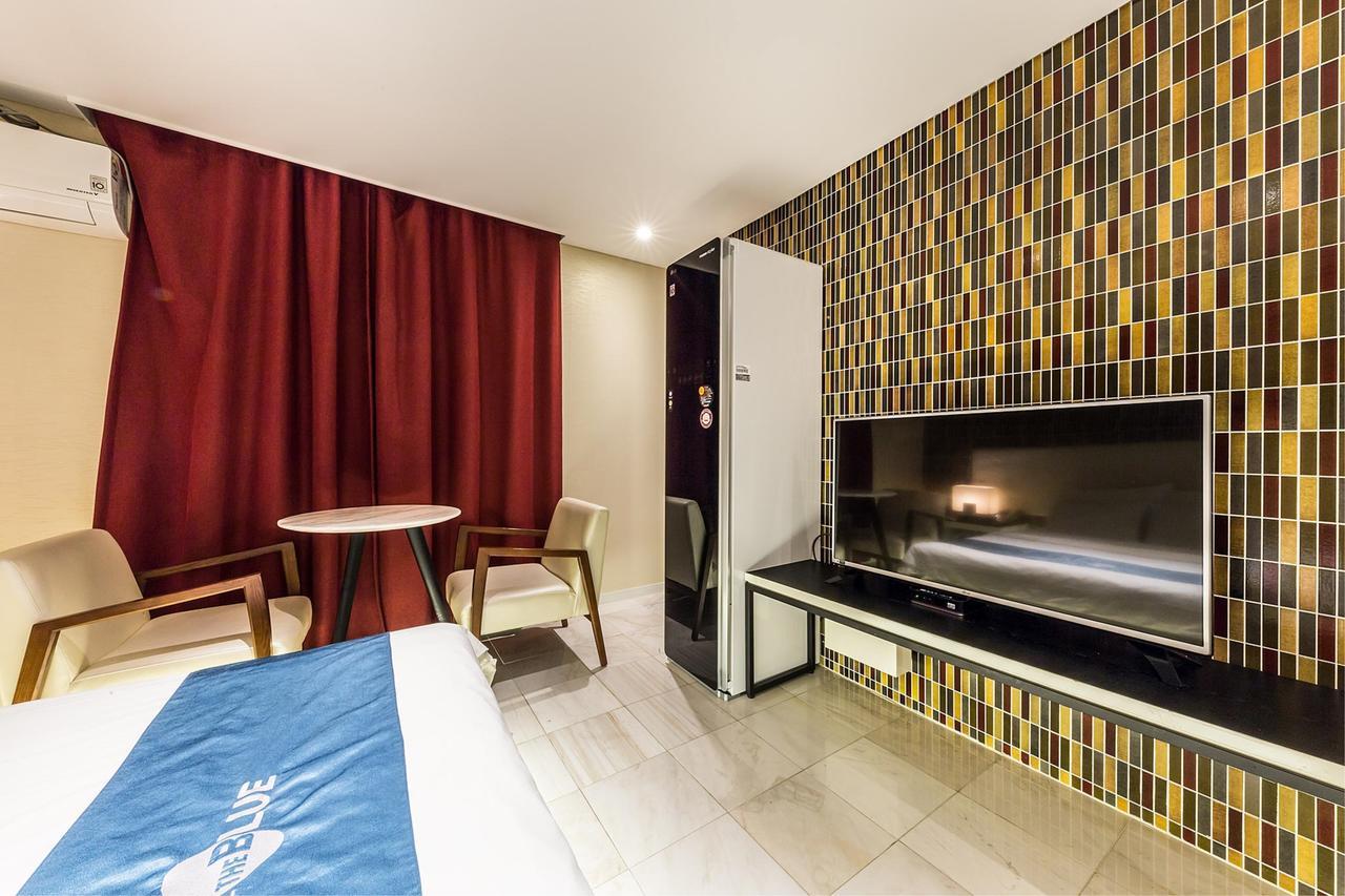 Cheonho The Blue Hotel