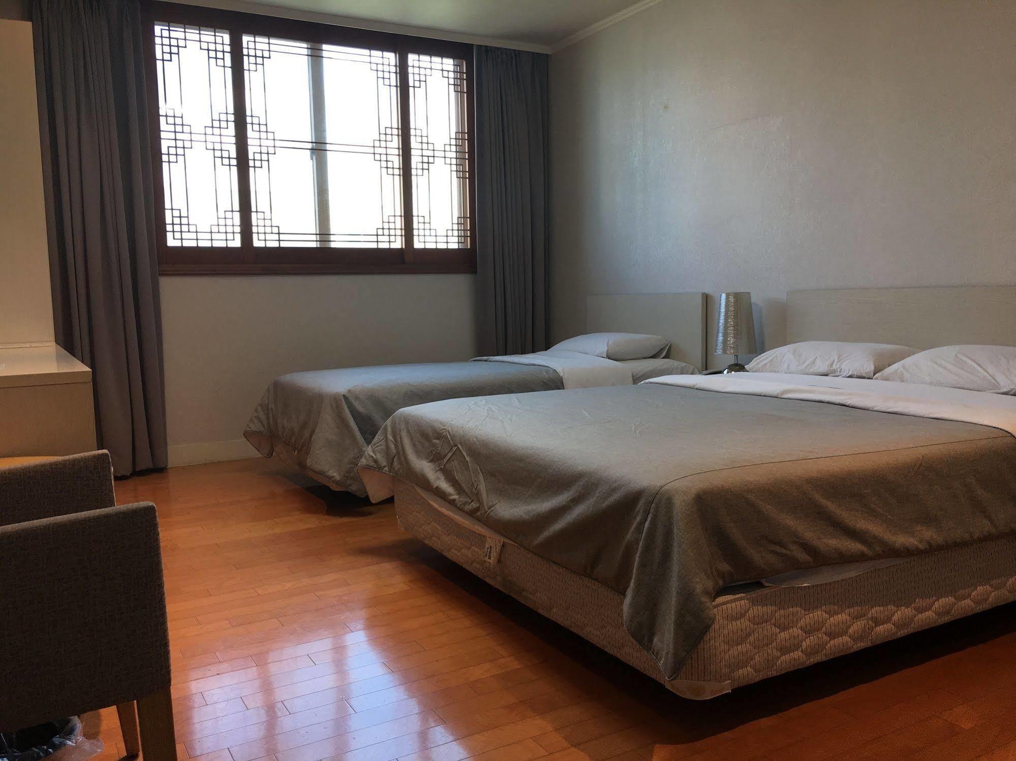Gogoong Hotel