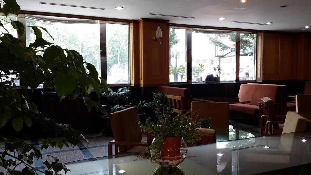 Gogoong Hotel 2*