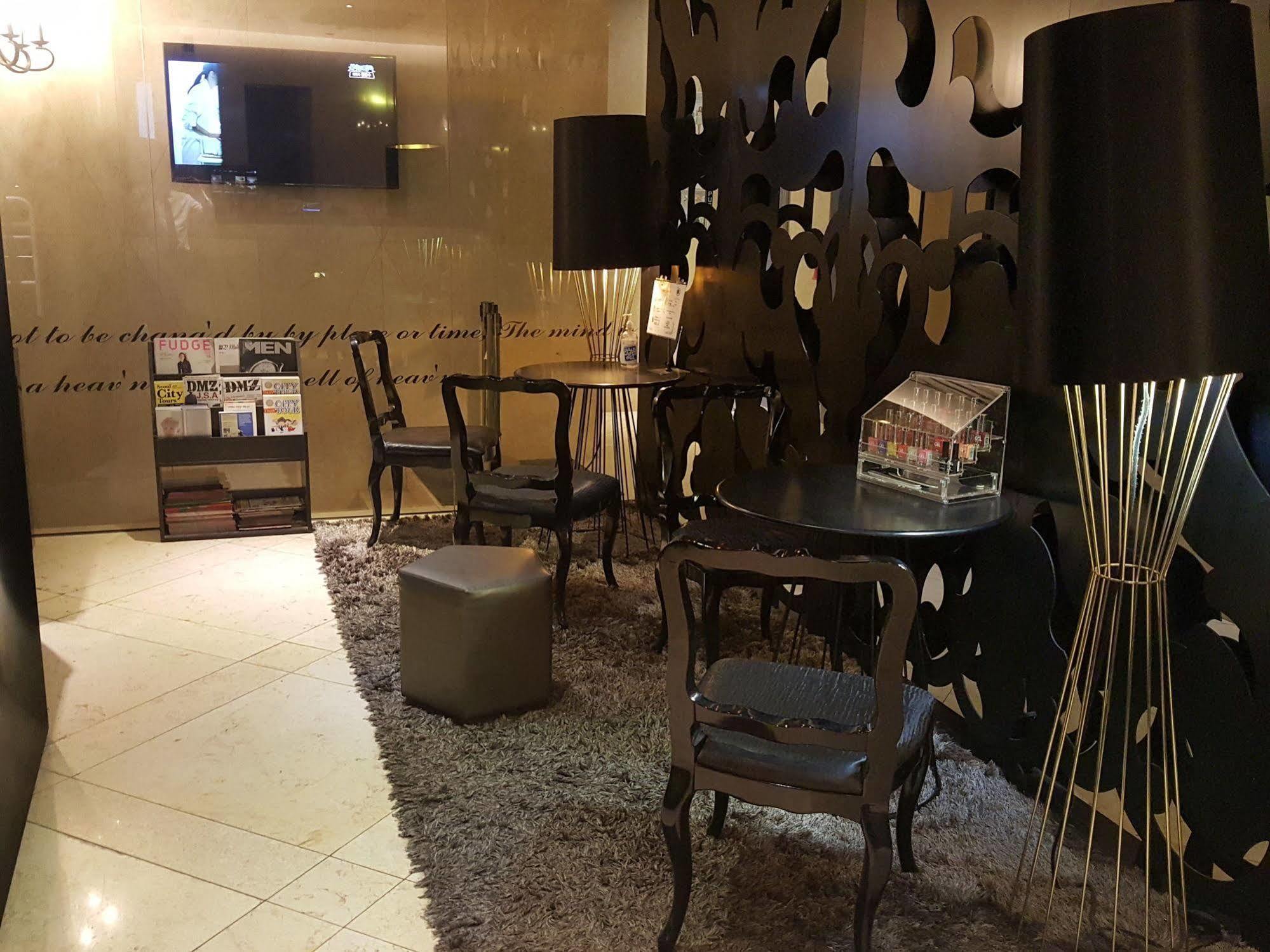 Cullinan Jongno 3*