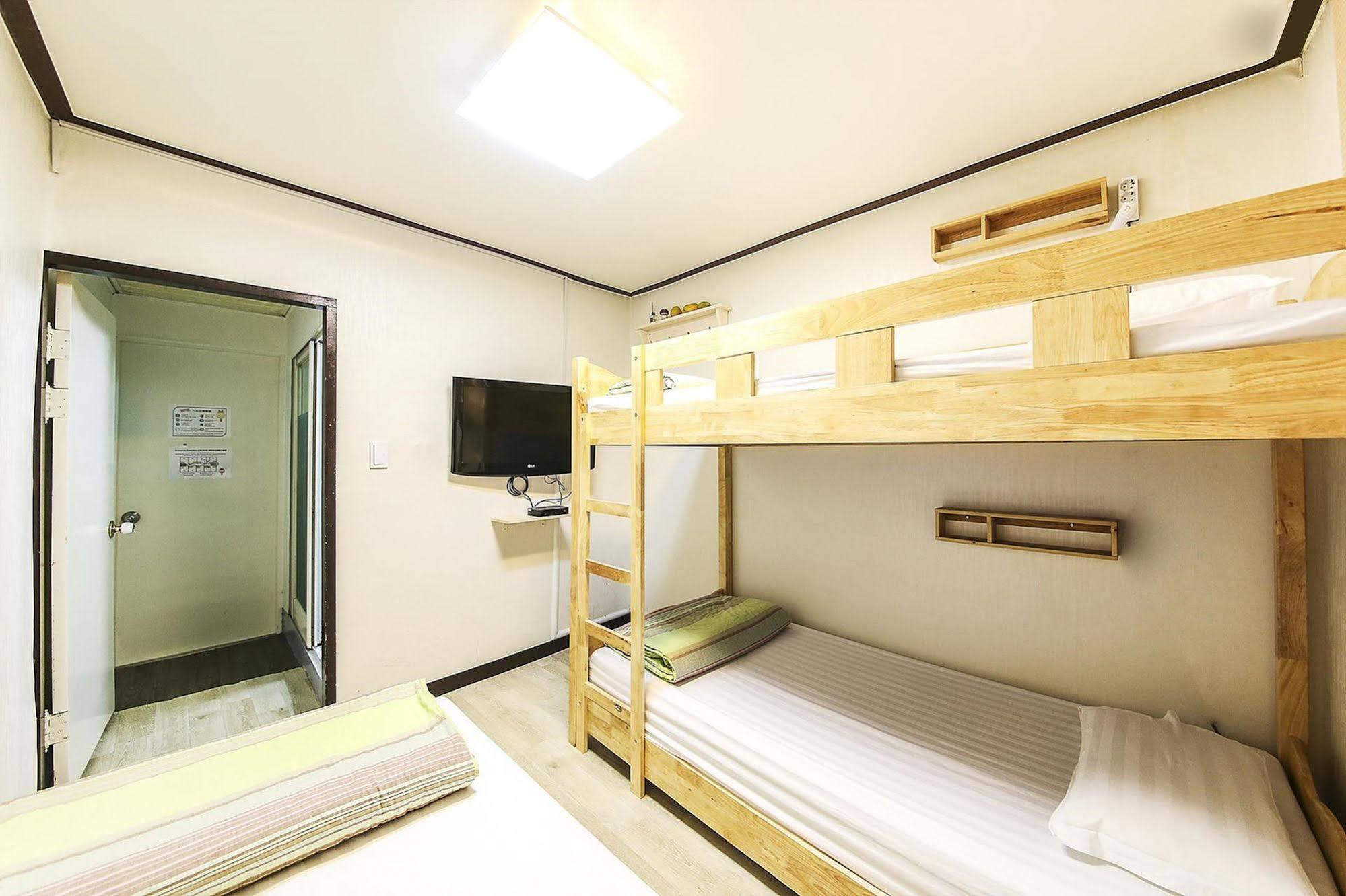 Fully Mini Guest house Seoul