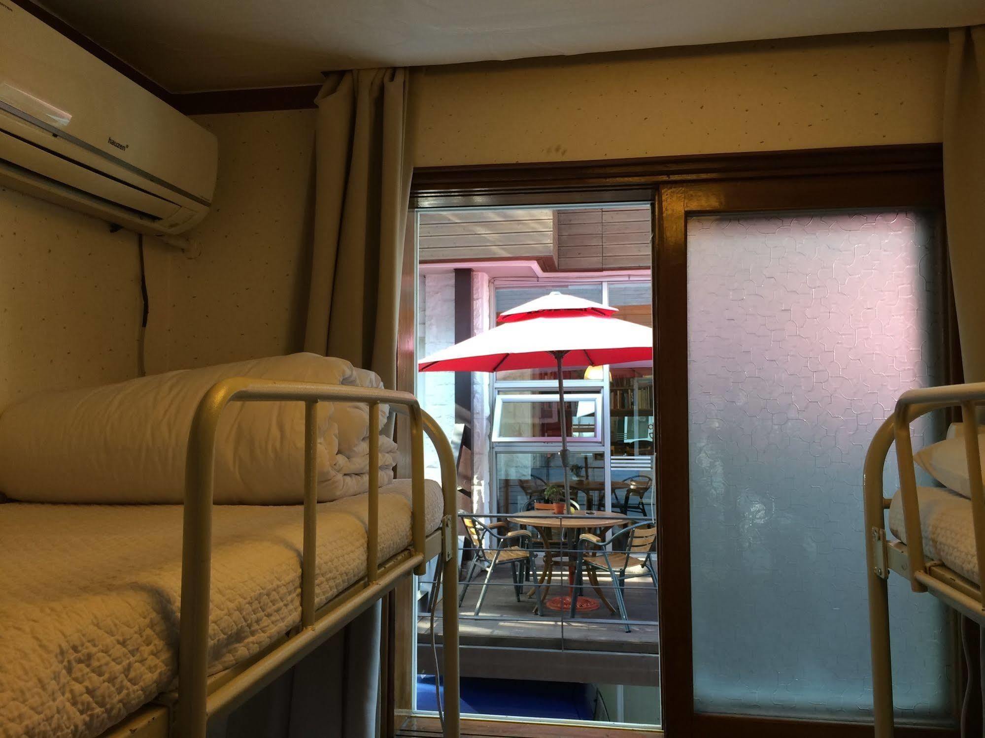 Hostel Hongdae Orange *