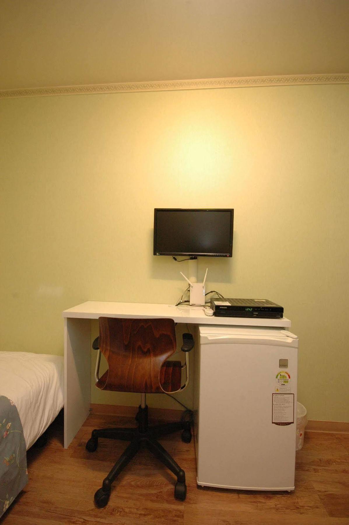 Apartment E Seoul