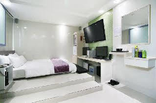 Mw Motel 2*