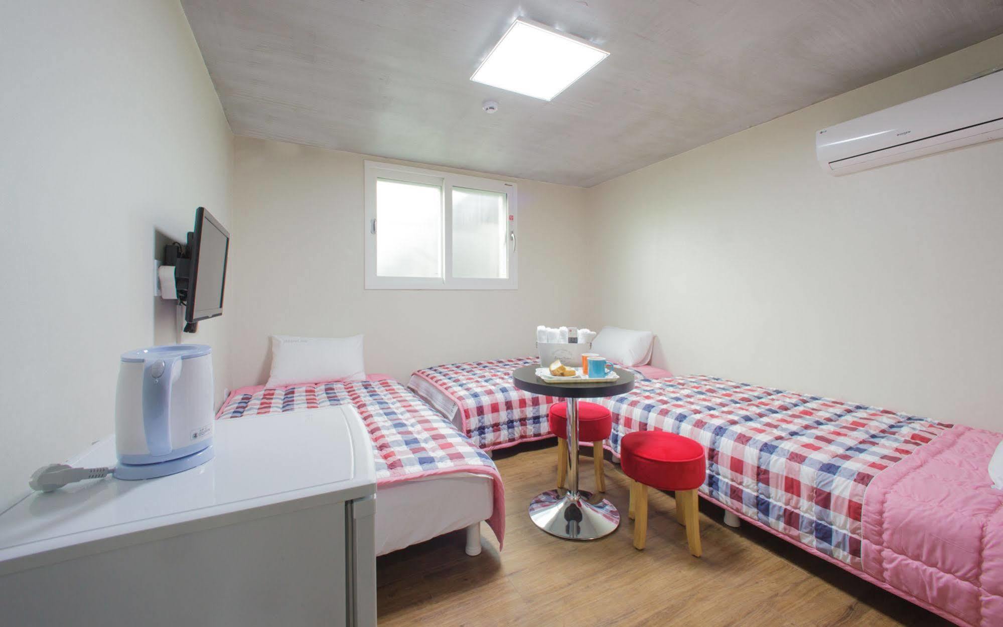 Bb Hongdae Line Hostel Seoul