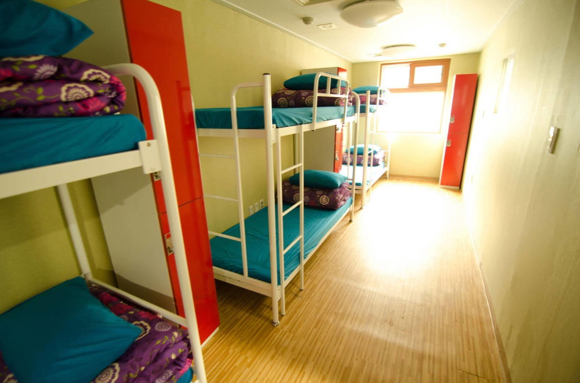 Yakorea Hongdae Hostel Seoul