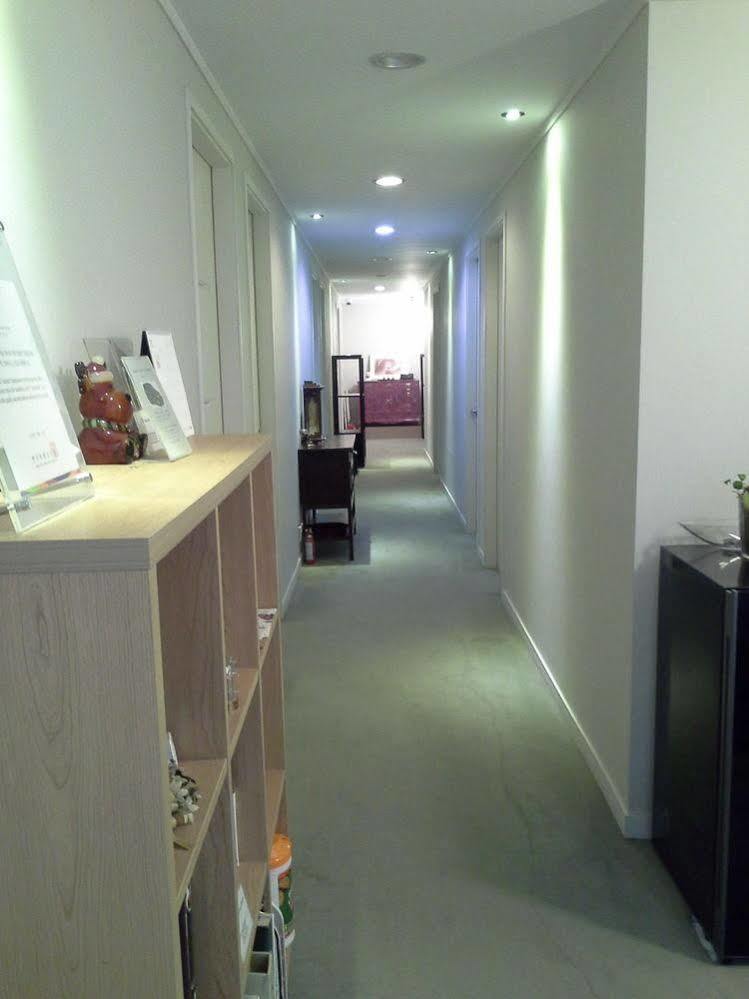 Hotel Mama