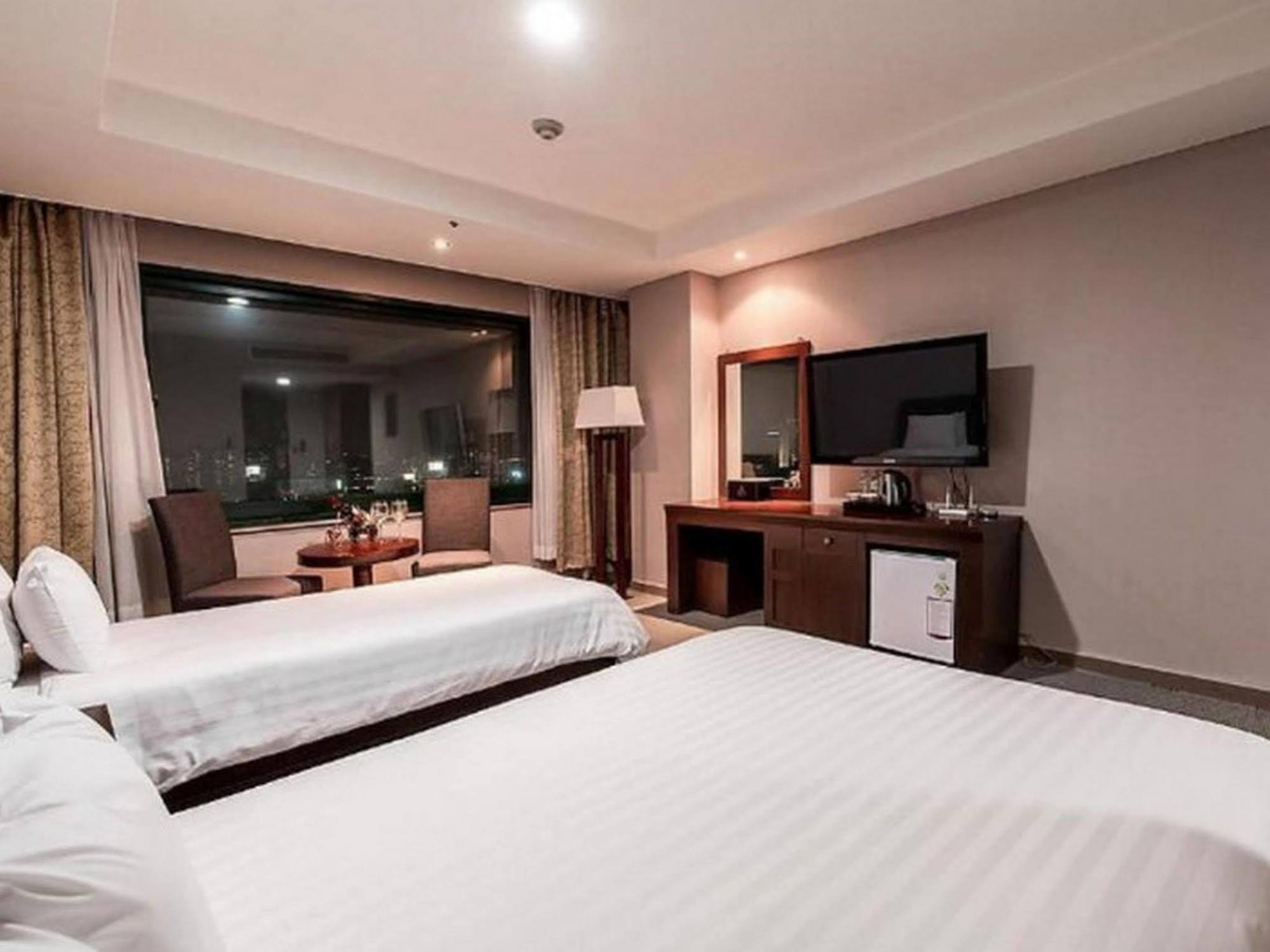 New Hilltop Hotel Seoul