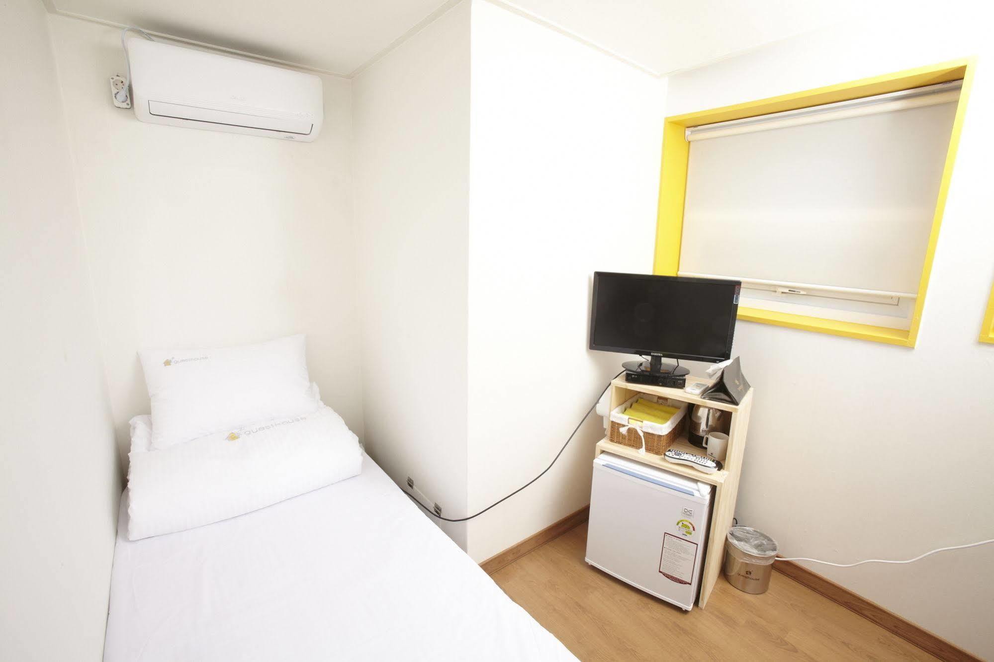 24 Station Guest house