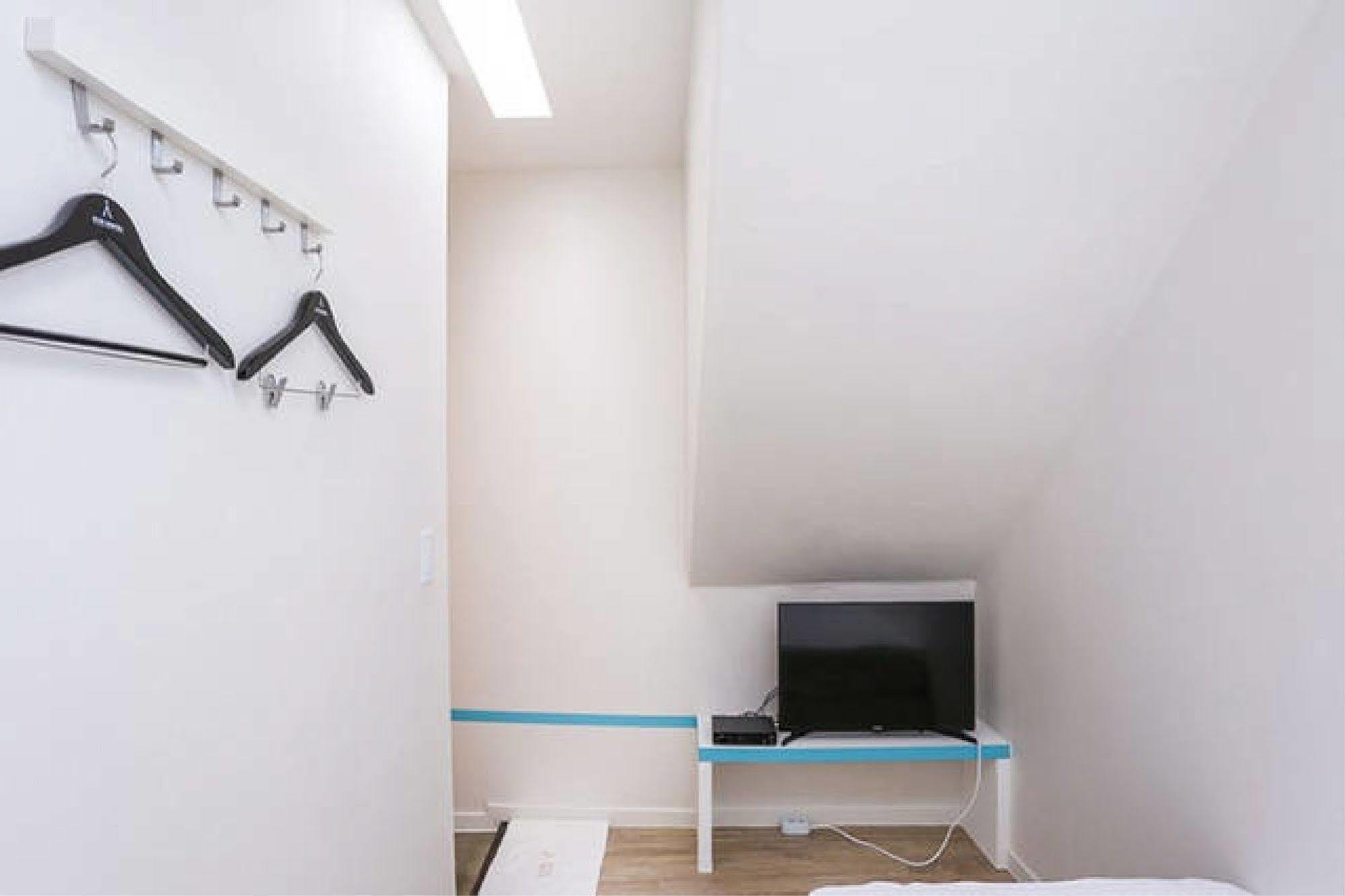 Star Dongdaemun Hostel *